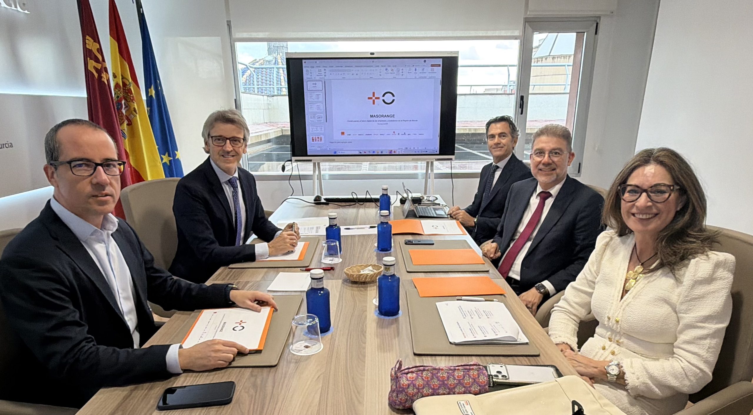 MasOrange, primer y único operador en lanzar en la Región de Murcia la tecnología 5G Advanced, la nueva revolución móvil que anticipa el 6G MasOrange, primer y único operador en lanzar en la Región de Murcia la tecnología 5G Advanced, la nueva revolución móvil que anticipa el 6G