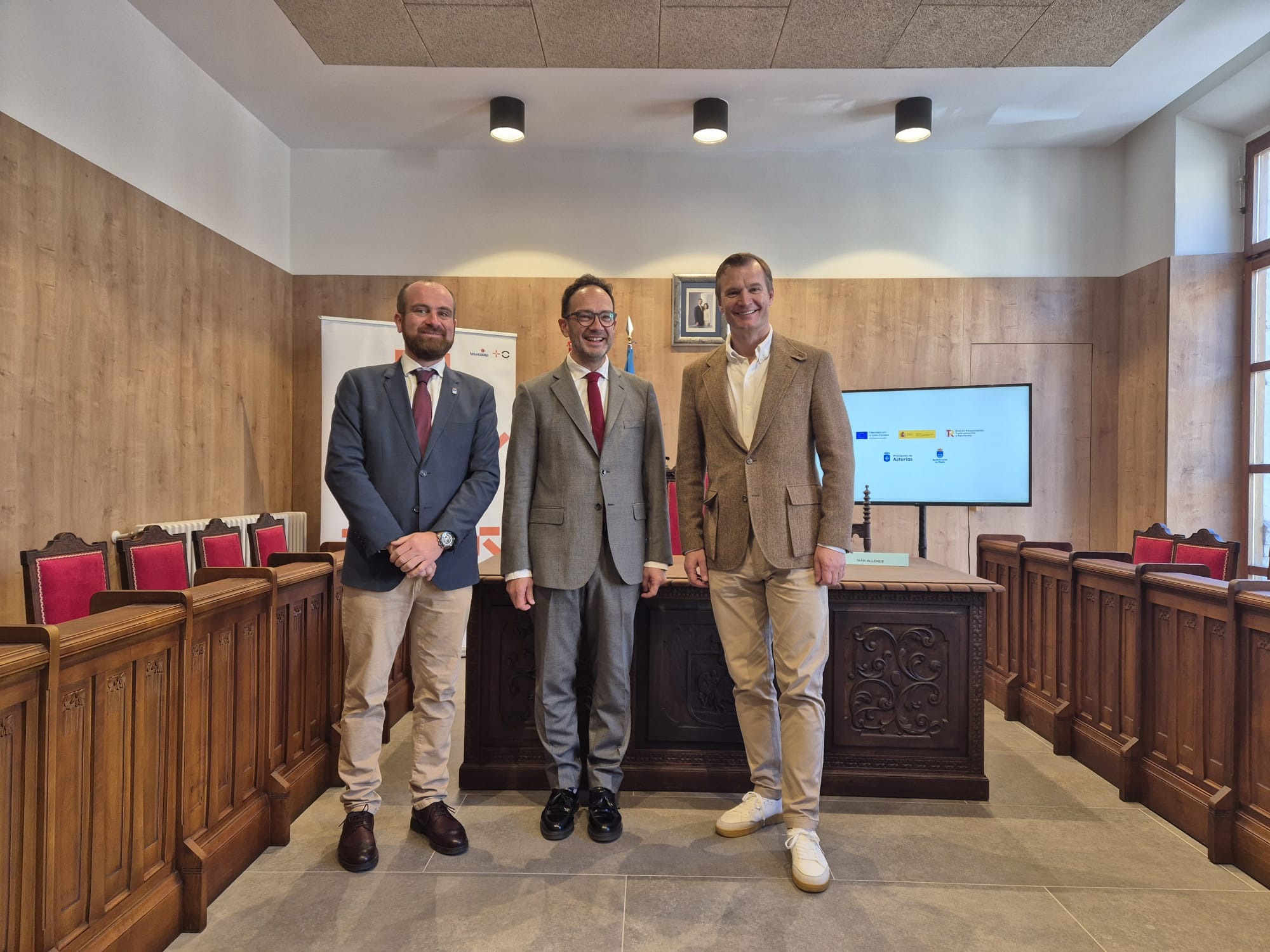 Orange/Telecable cubrirán con 5G todos los hogares rurales de Asturias con el Programa UNICO 5G, y cerca del 100% de los habitantes del Principado tendrán 5G en 2026 Orange/Telecable cubrirán con 5G todos los hogares rurales de Asturias con el Programa UNICO 5G, y cerca del 100% de los habitantes del Principado tendrán 5G en 2026