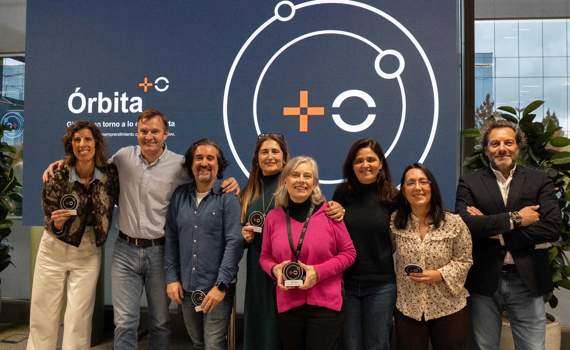 El programa de intraemprendimiento social de MasOrange, ‘Órbita +O’, premia un proyecto para impulsar el uso responsable de la tecnología en la infancia y adolescencia El programa de intraemprendimiento social de MasOrange, ‘Órbita +O’, premia un proyecto para impulsar el uso responsable de la tecnología en la infancia y adolescencia