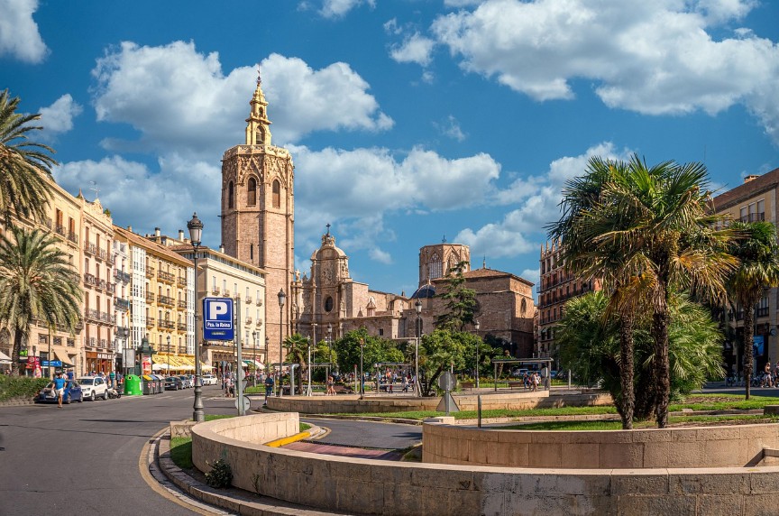 Más de 4.300 valencianos refuerzan sus competencias digitales gracias a Orange y la Fundación Orange Más de 4.300 valencianos refuerzan sus competencias digitales gracias a Orange y la Fundación Orange