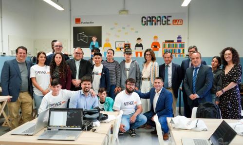 La Fundación Orange y la Fundación Don Bosco  inauguran el primer GarageLAB de Sevilla