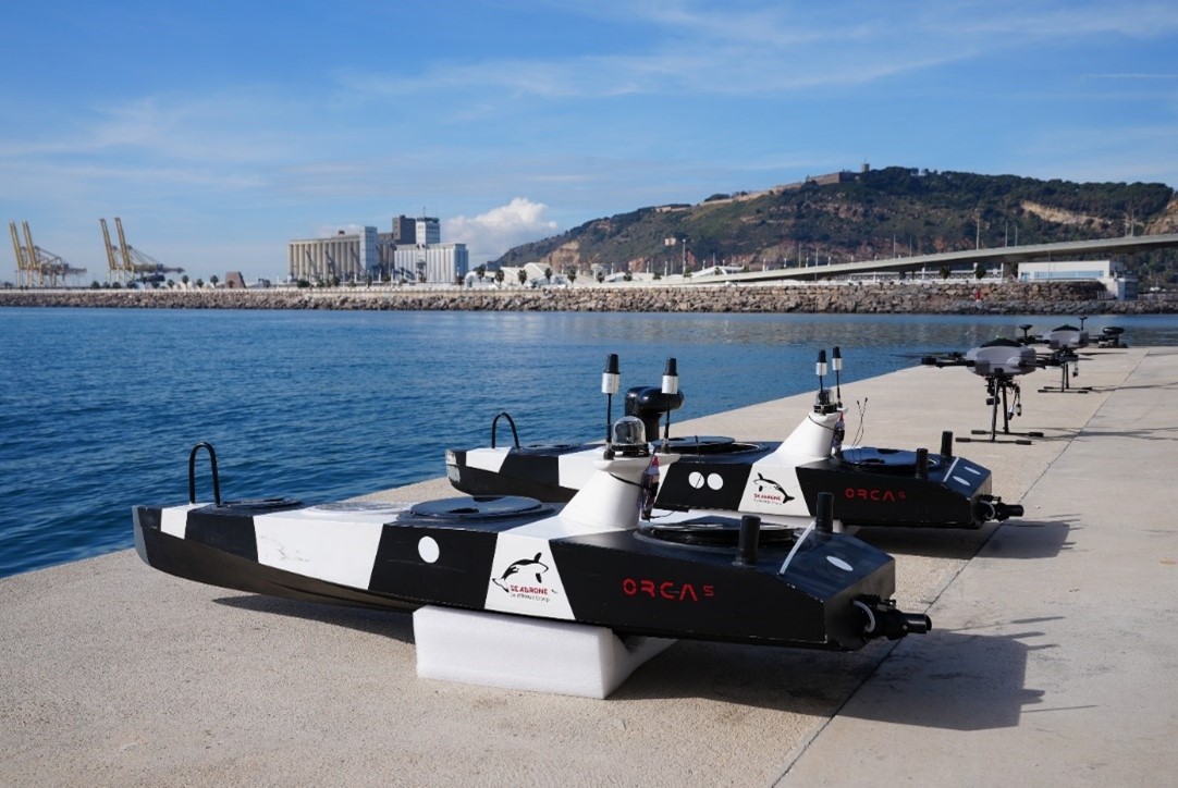 Port de Barcelona y Orange realizan la primera prueba en España con drones acuáticos y aéreos autónomos para optimizar la gestión y la seguridad en los puertos