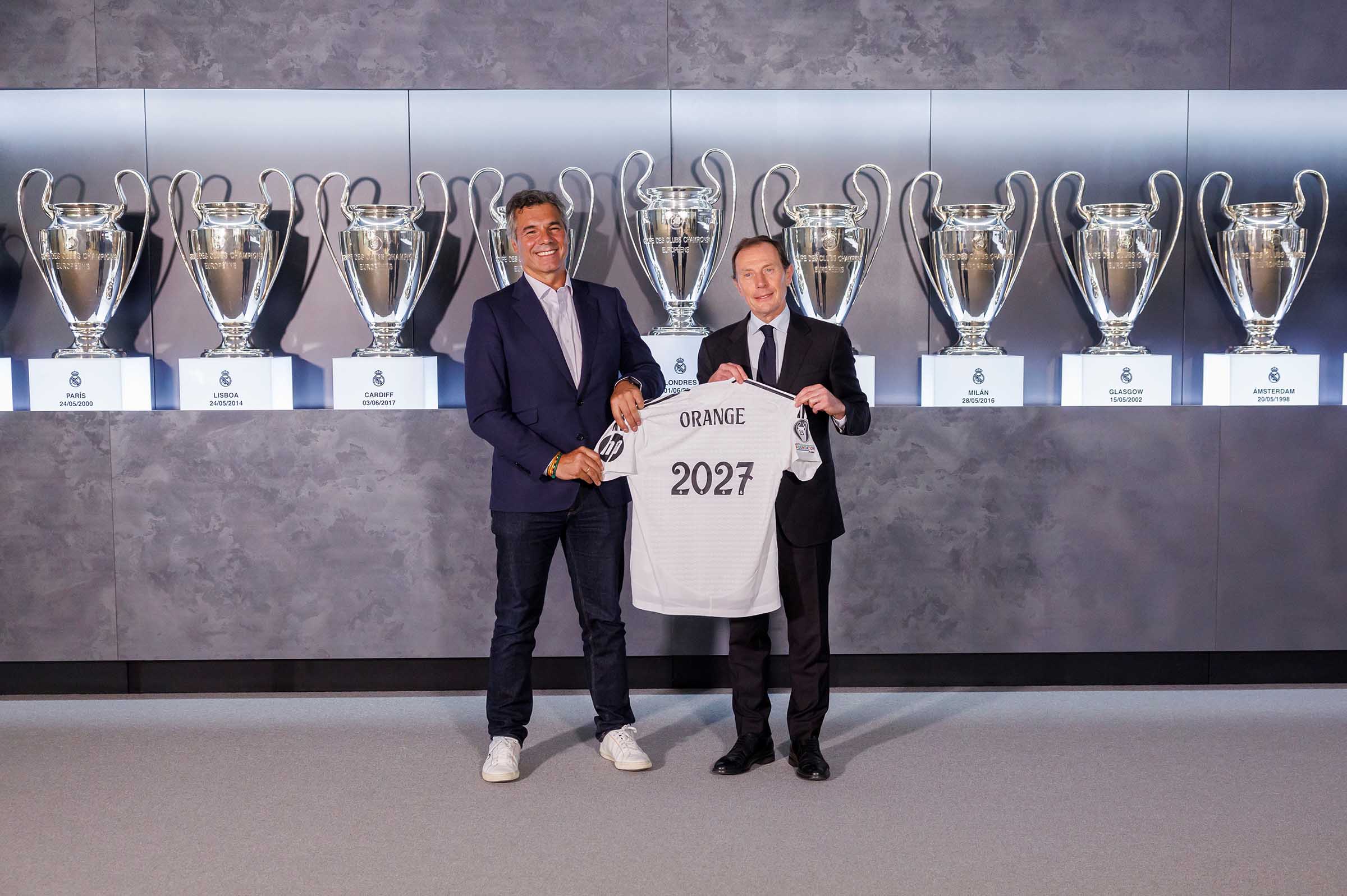 Orange llega a un acuerdo estratégico con el Real Madrid para convertirse en el nuevo socio de telecomunicaciones del club