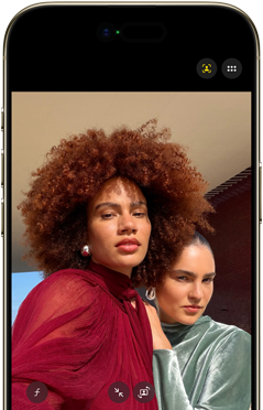 iPhone Air, parte delantera, Dynamic Island centrada en el extremo superior, prestación Encuadre Centrado para fotos en uso