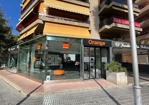 Tienda Orange Salou