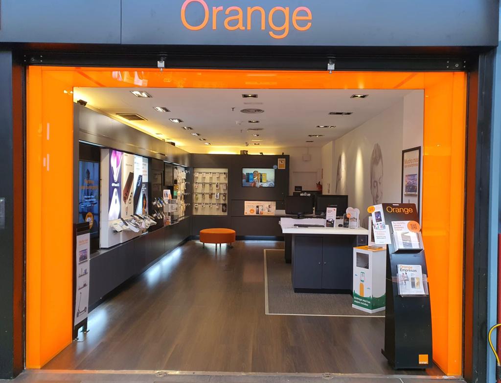 Tienda Orange Parla en CC Carrefour El Ferial