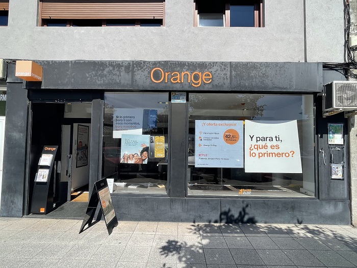 Tienda Orange Moaña 