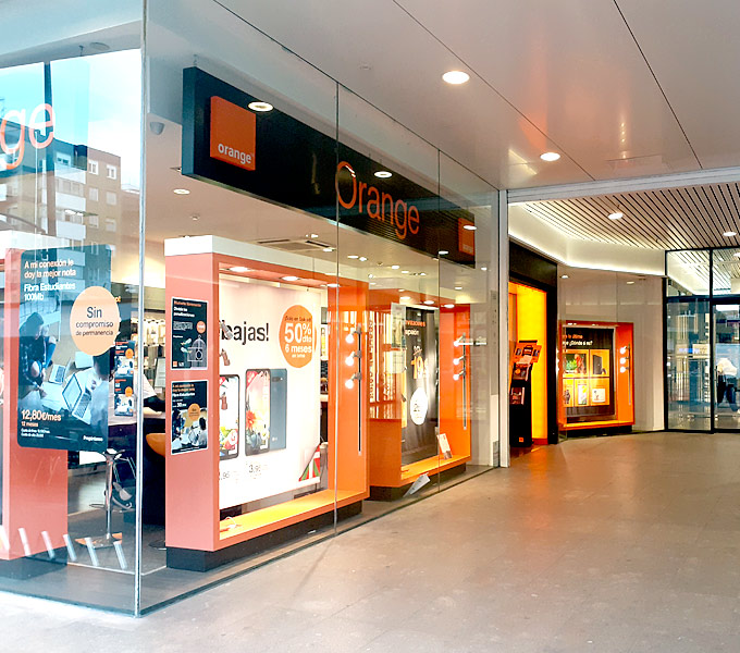 Tienda Orange CC Bidarte 