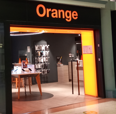 Tienda Orange Manresa en CC Carrefour