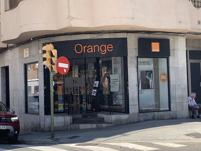 Tienda Orange Matadepera Sabadell