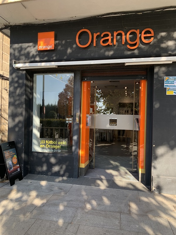 Tienda Orange Cangas 