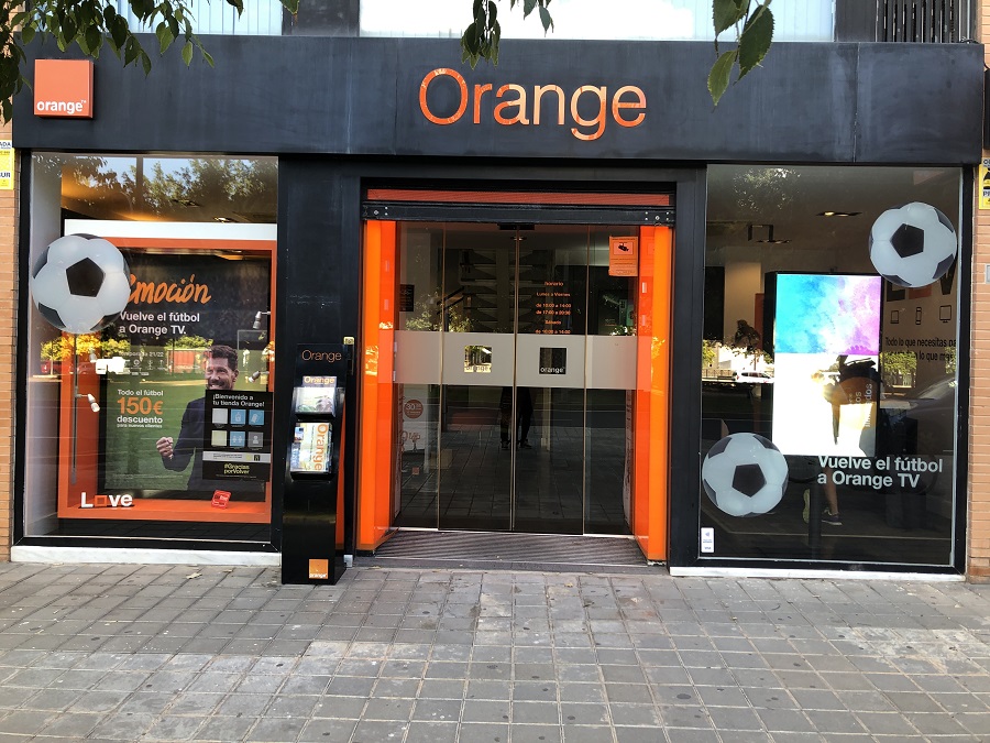Tienda Orange  Avenida Historiador Vicente Ramos