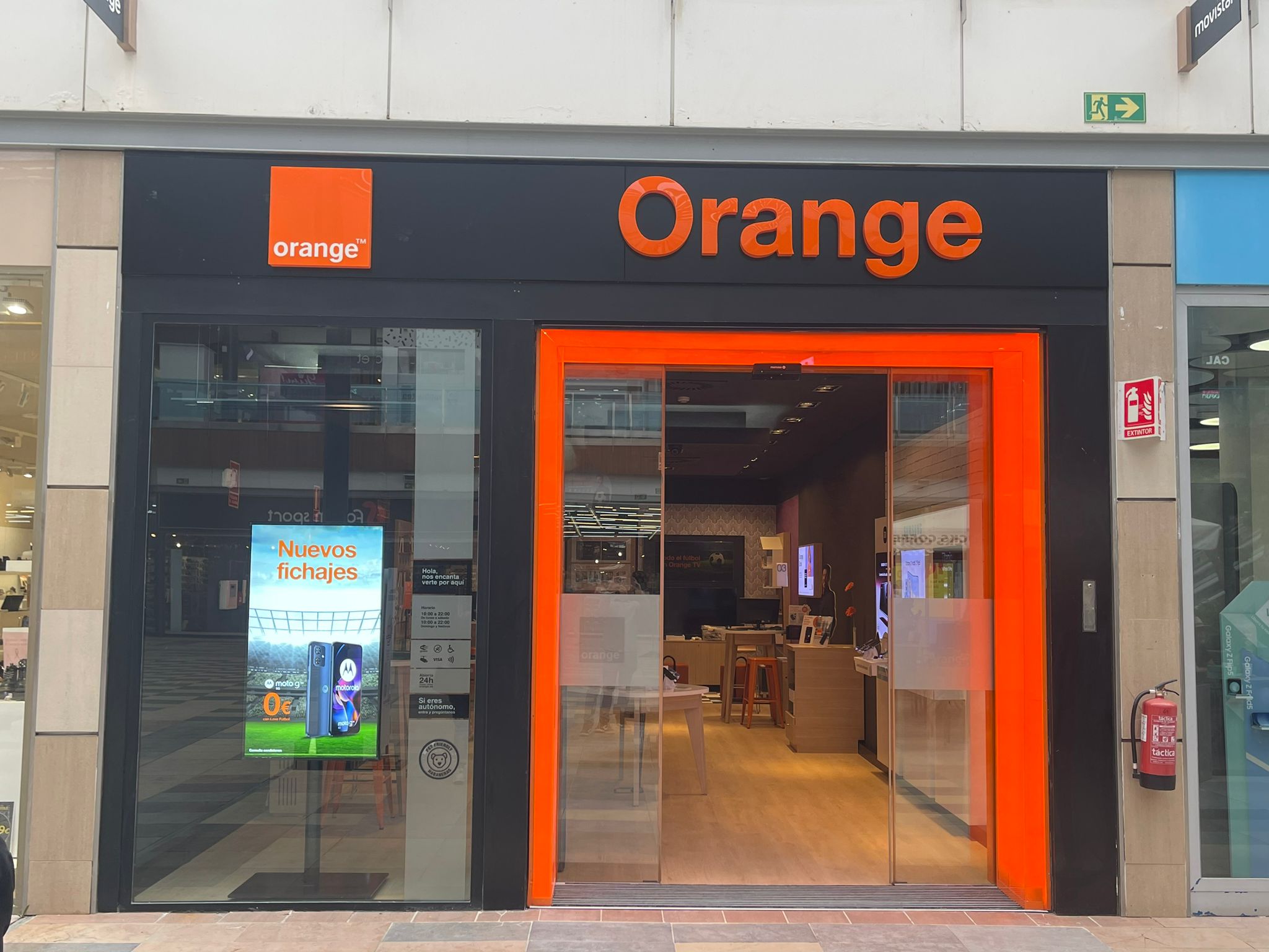 Tienda Orange Torrevieja en CC Habaneras
