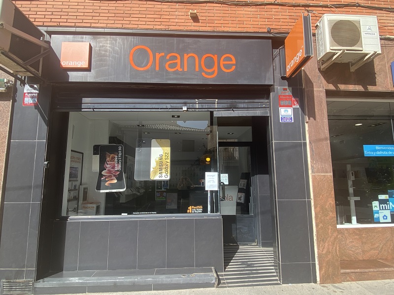 Tienda Orange Baza