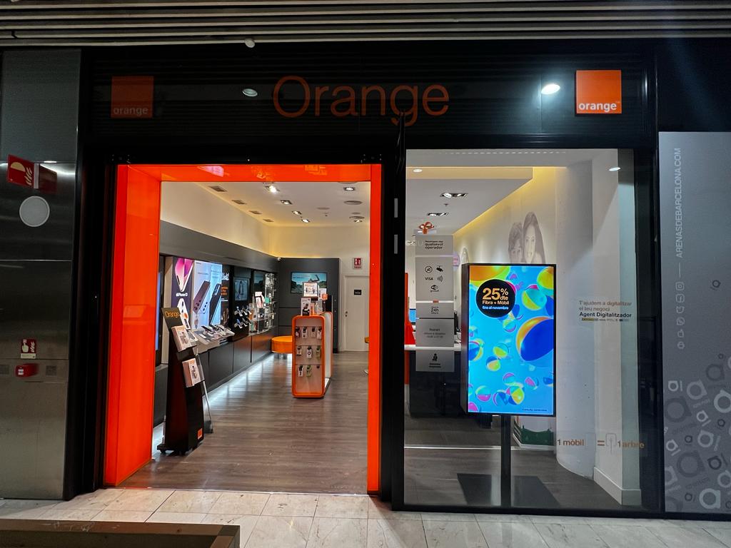 Tienda Orange Barcelona en CC Arenas