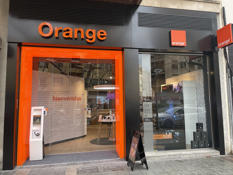 Tienda Orange Palma De Mallorca Calle 31 De Diciembre