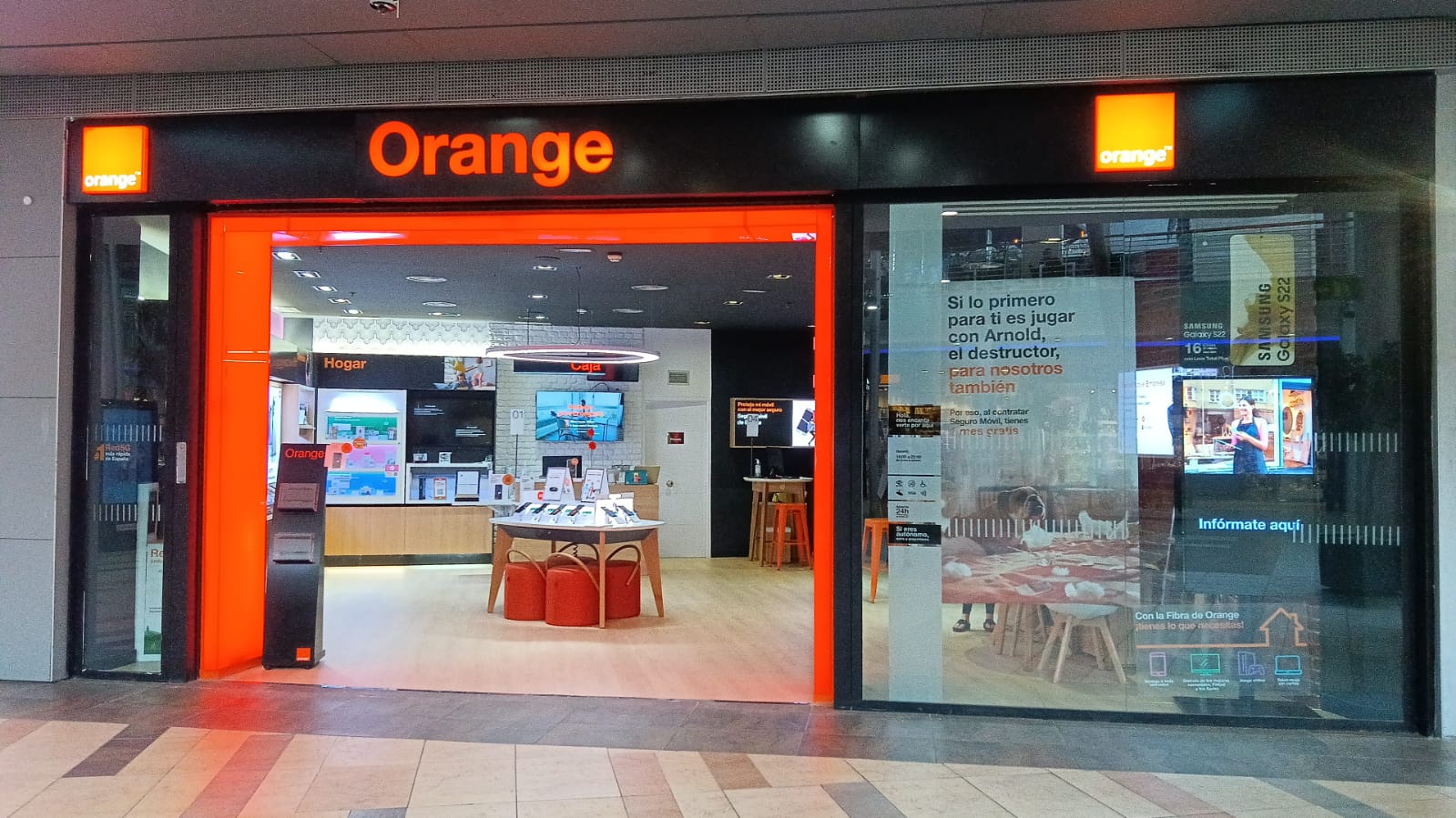 Tienda Orange Gandía en CC La Vital