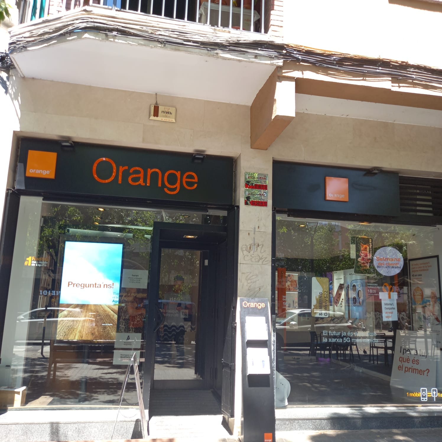 Tienda Orange Barcelona Via Julia